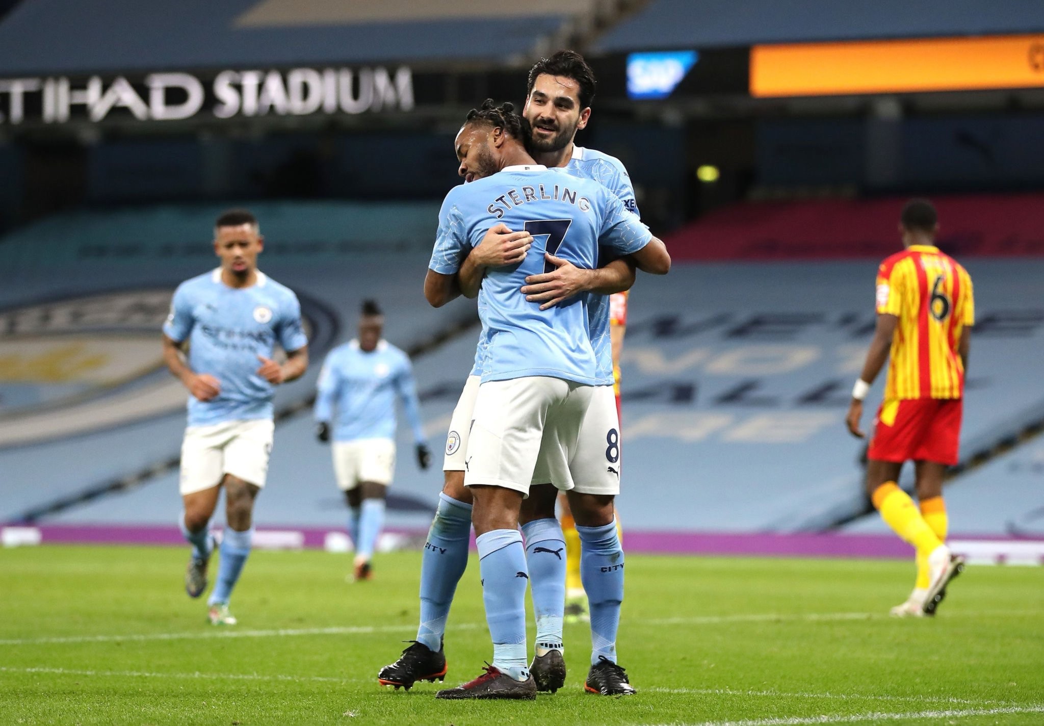 那不勒斯与 那不勒斯与